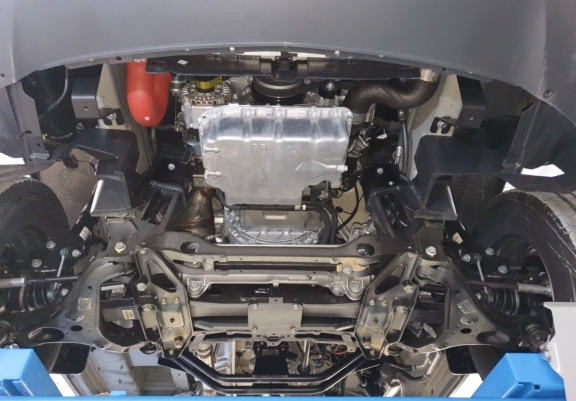 Unterfahrschutz für Motor der Marke Mercedes Sprinter 907  4x4