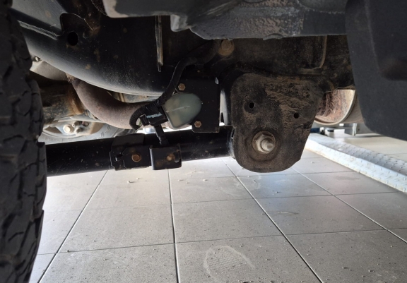 Aluminium Schutzblech für Hinterachslenker-Sensor Ford Ranger Raptor