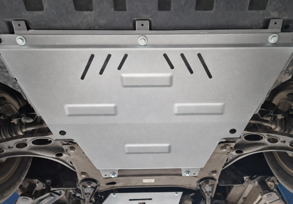 Aluminium  Unterfahrschutz Nissan NV300 