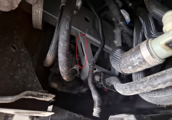 Aluminium  Unterfahrschutz Nissan NV300 