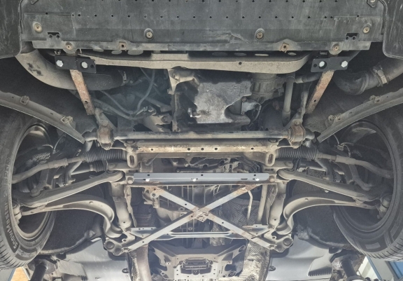 Unterfahrschutz für Motor der Marke Audi A5, diesel
