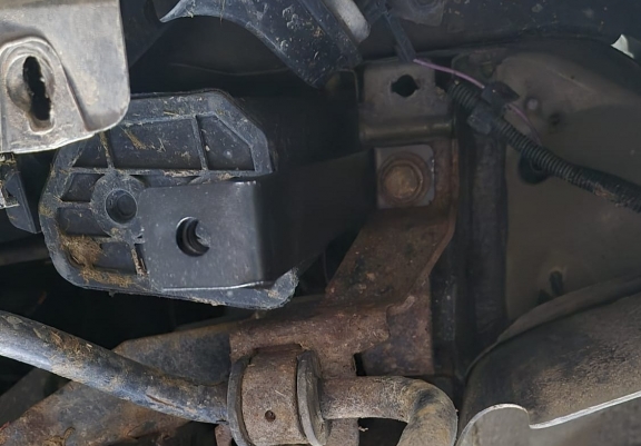 Unterfahrschutz für Motor der Marke Renault Twingo