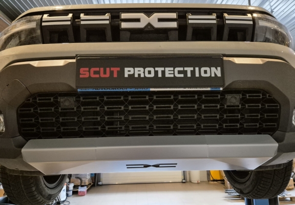 Aluminium Unterfahrschutz für Motor der Marke Dacia Duster- 4x2
