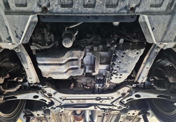 Aluminium Unterfahrschutz für Motor der Marke Mitsubishi Outlander